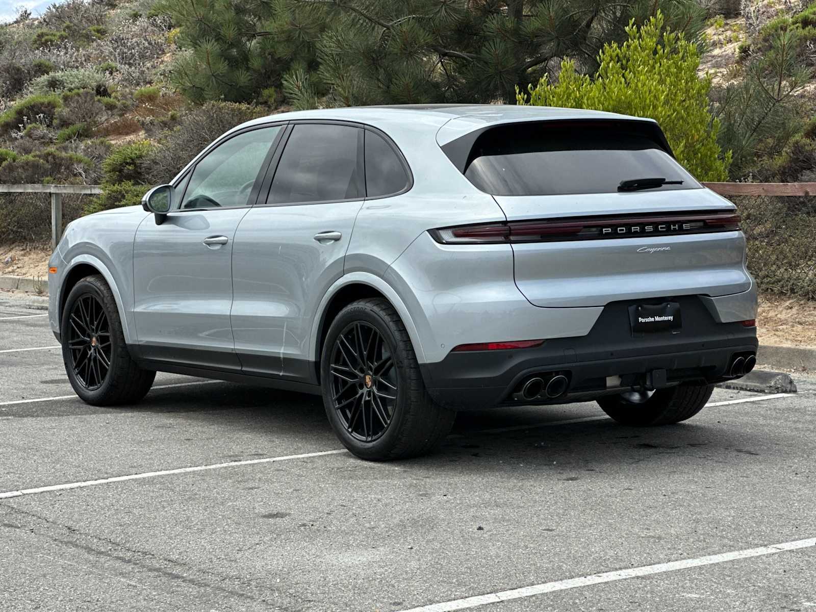 Thumbnail: 2025 Porsche Cayenne - 3
