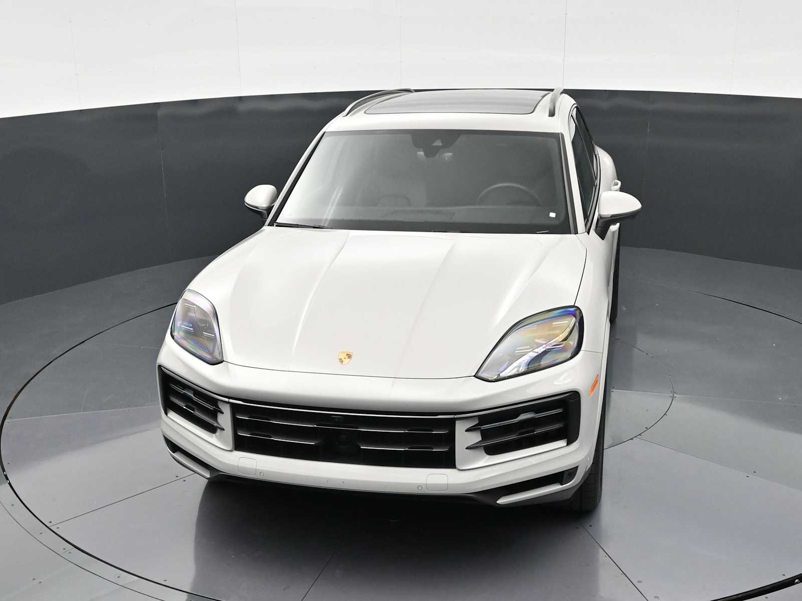 Thumbnail: 2025 Porsche Cayenne - 35