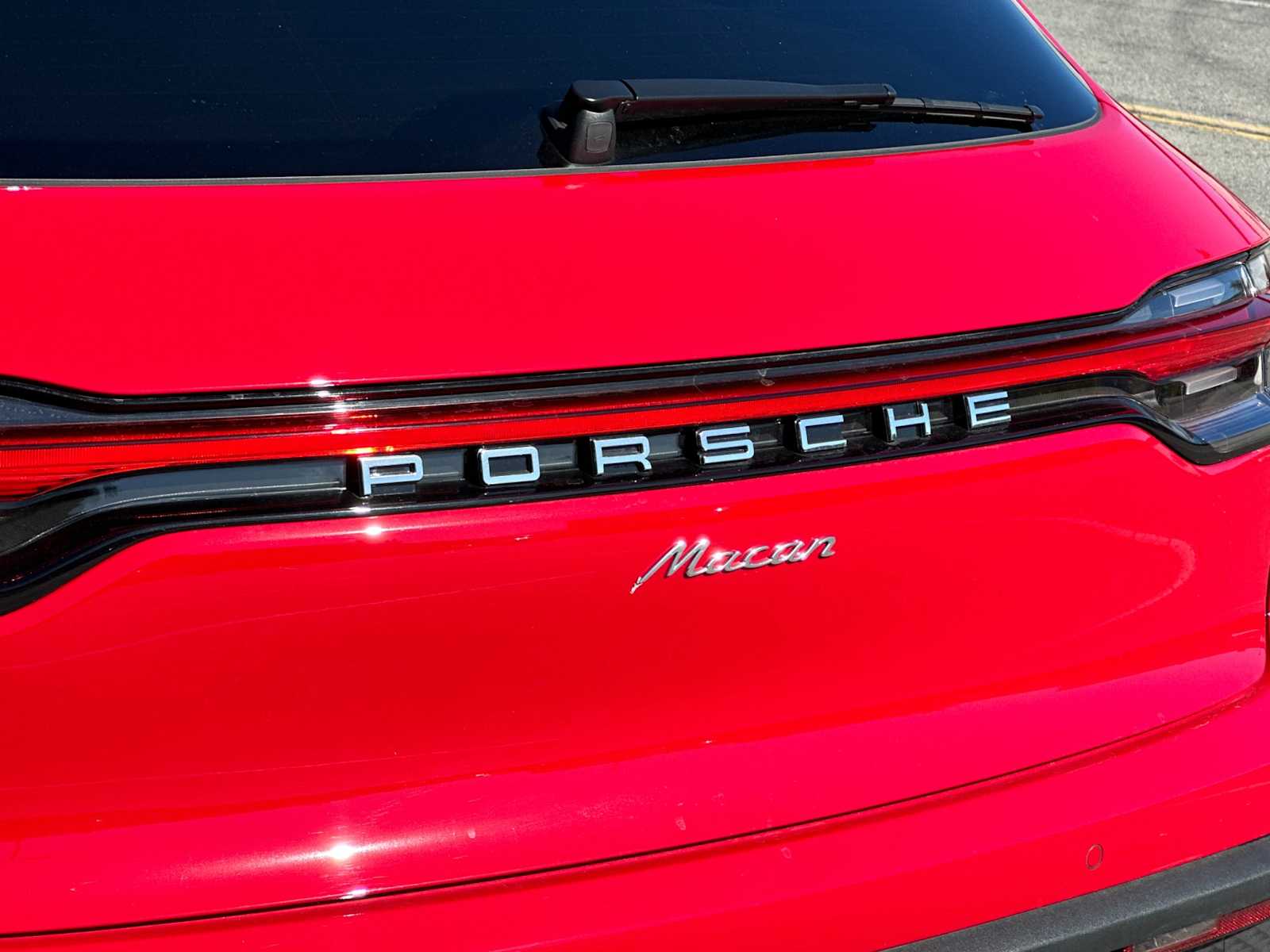 Thumbnail: 2024 Porsche Macan - 27