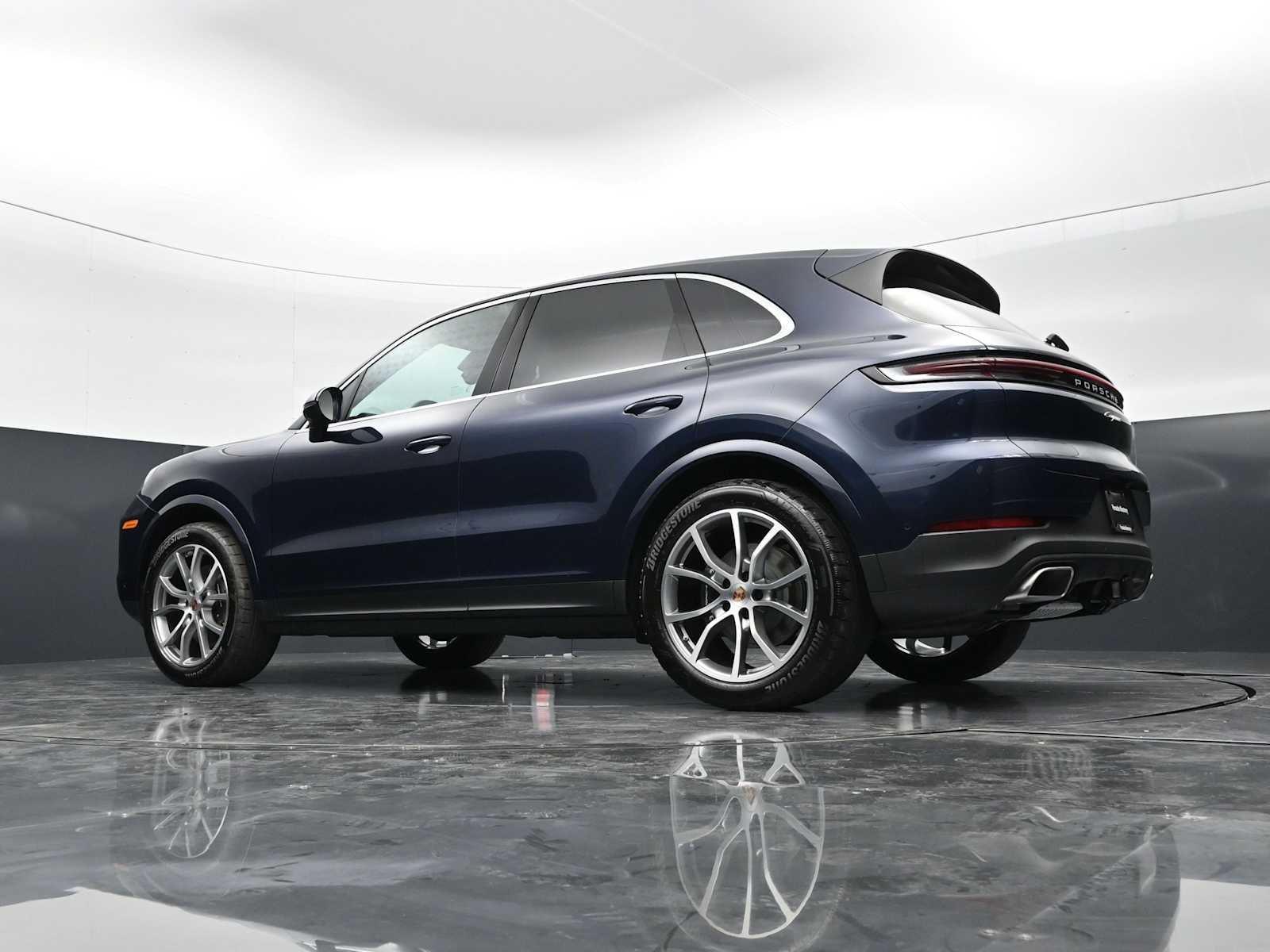 Thumbnail: 2026 Porsche Cayenne - 44
