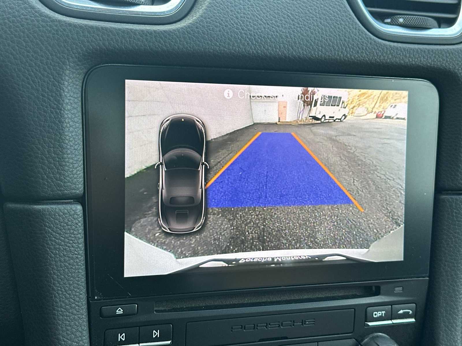 Thumbnail: 2019 Porsche 718 Boxster - 23