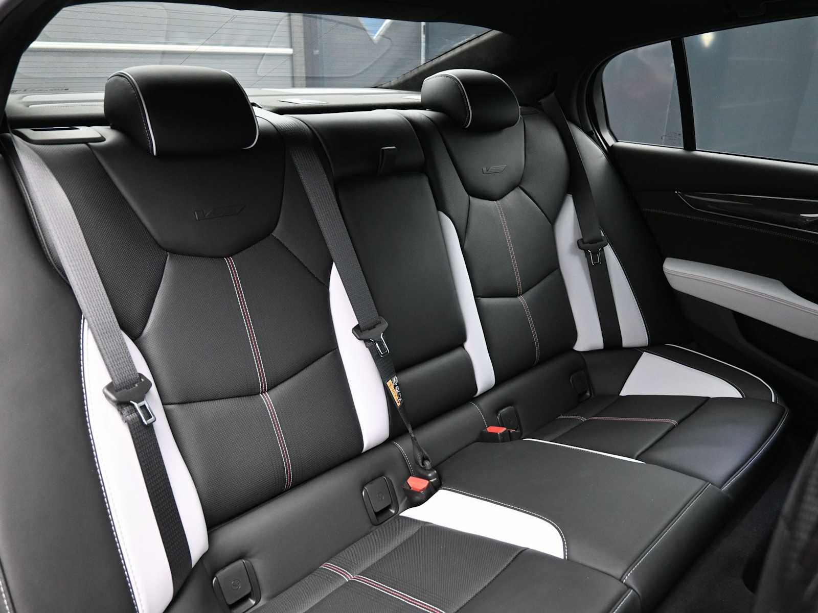 Thumbnail: 2025 Cadillac CT5 - 25