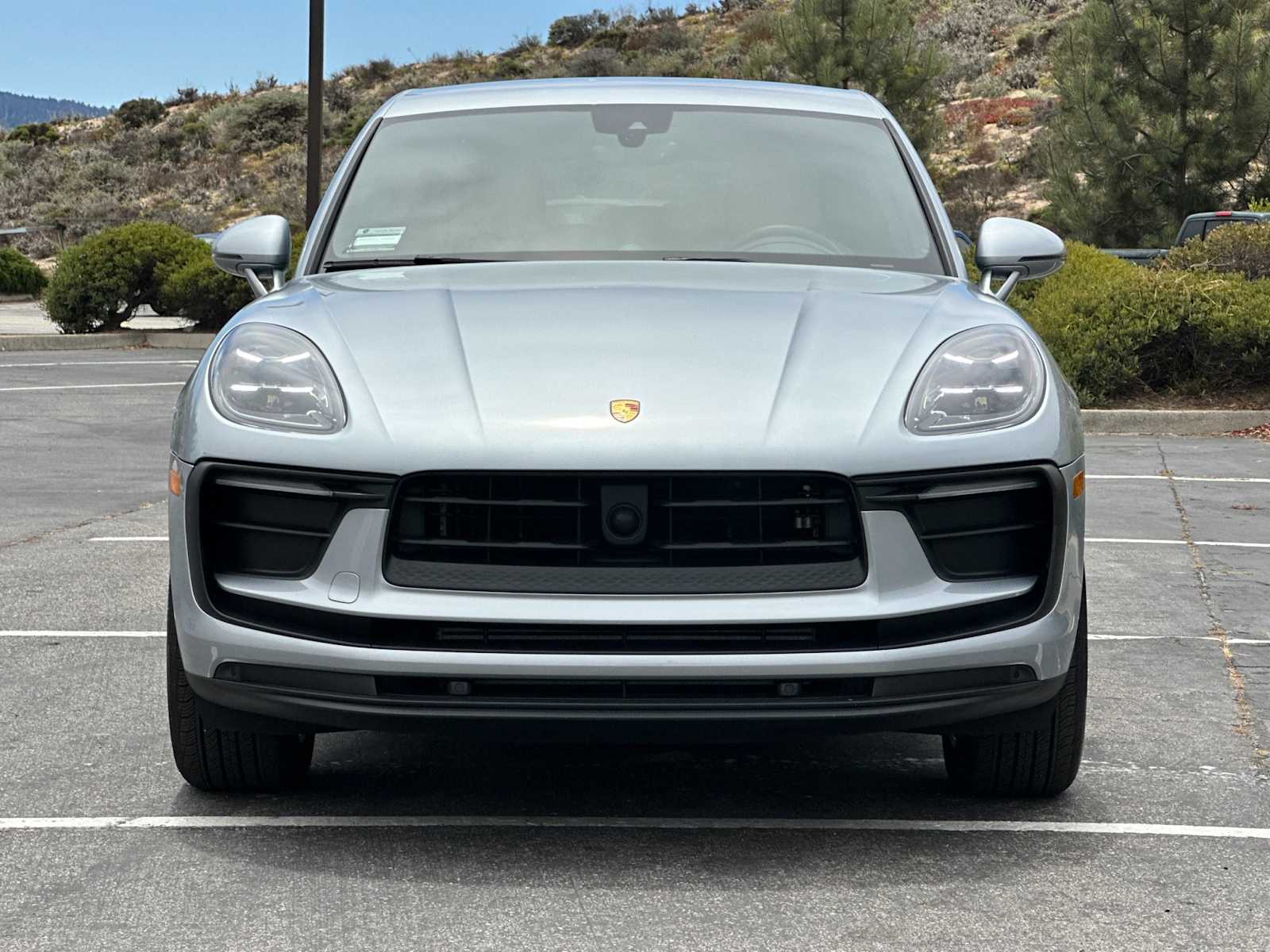 Thumbnail: 2025 Porsche Macan - 11