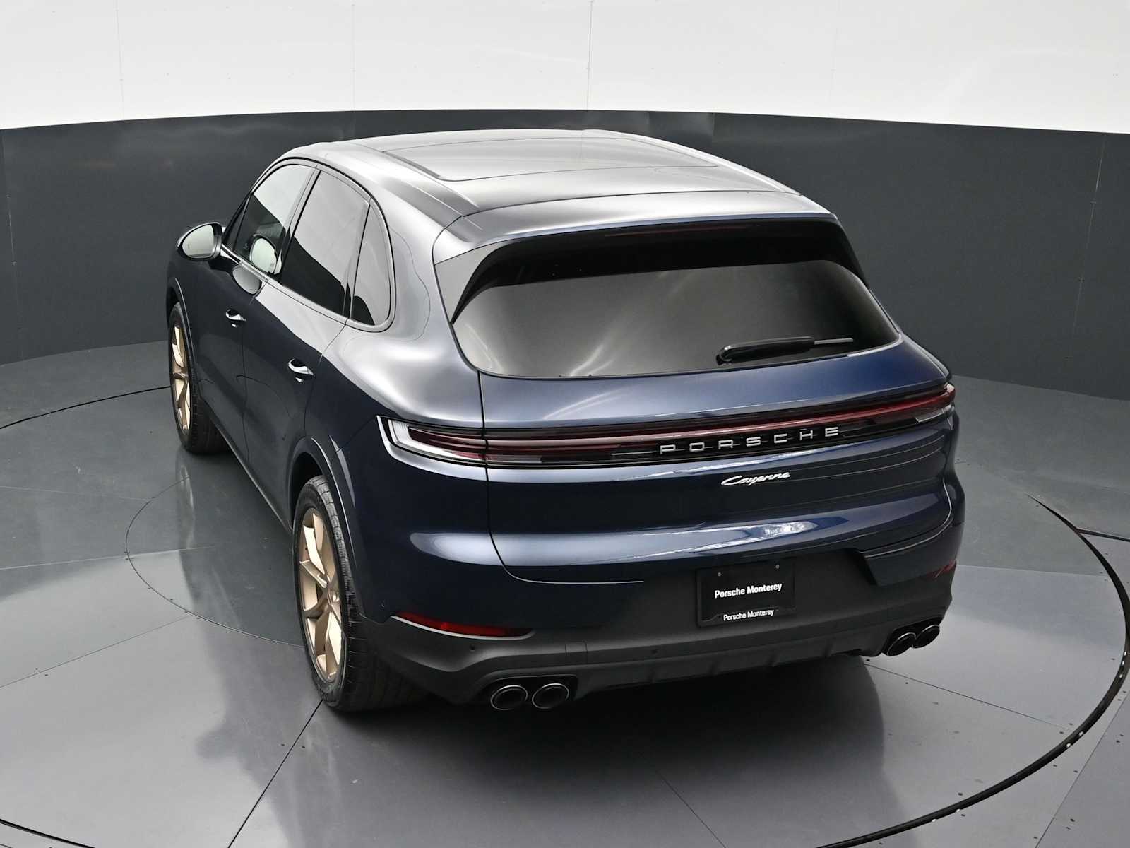 Thumbnail: 2026 Porsche Cayenne - 35