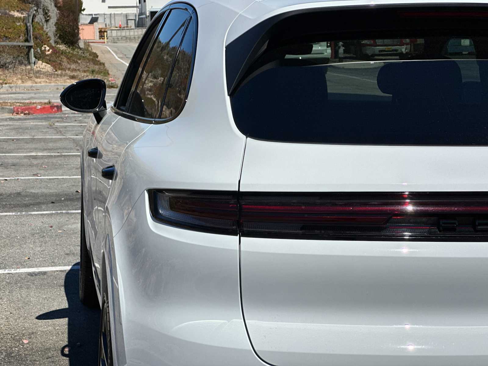 Thumbnail: 2024 Porsche Cayenne - 28