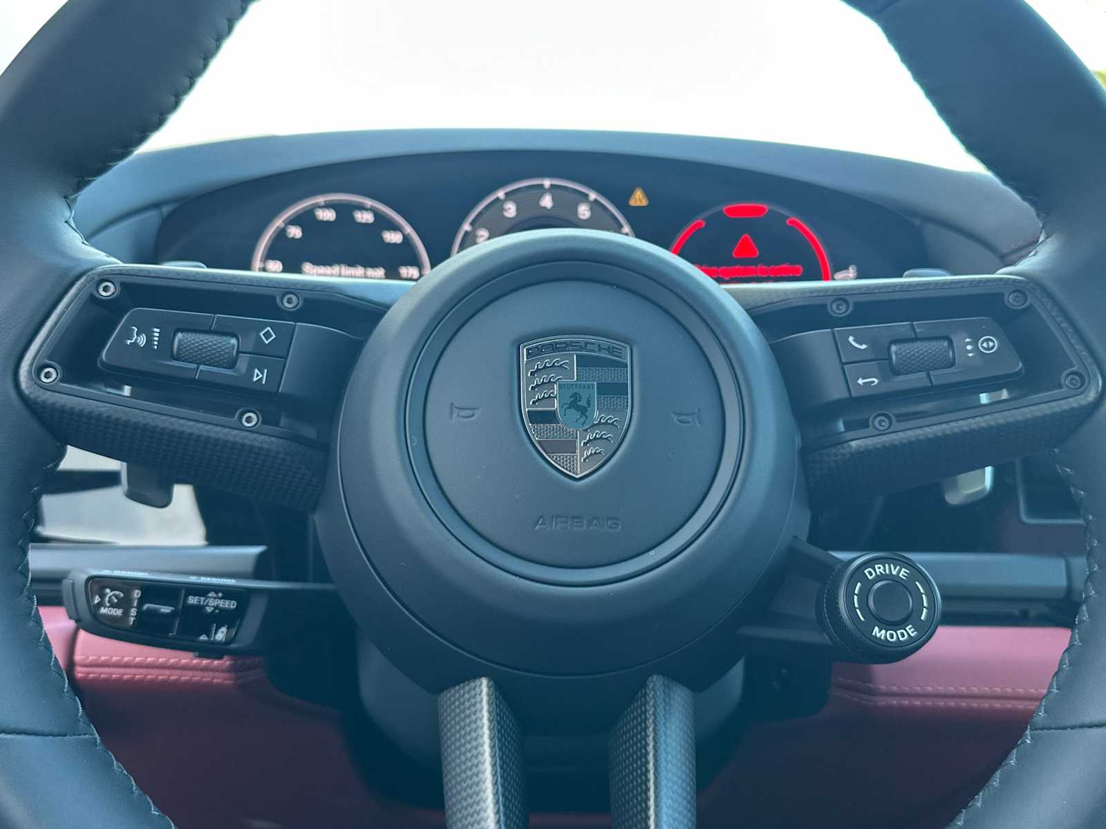 Thumbnail: 2025 Porsche Panamera - 24