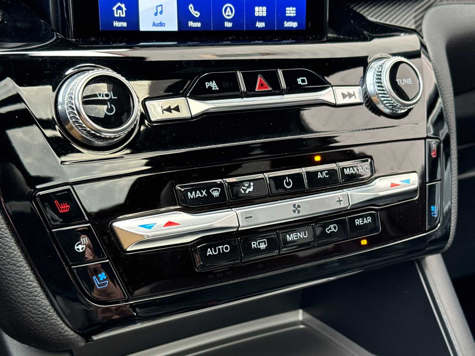 Thumbnail: 2023 Ford Explorer - 23