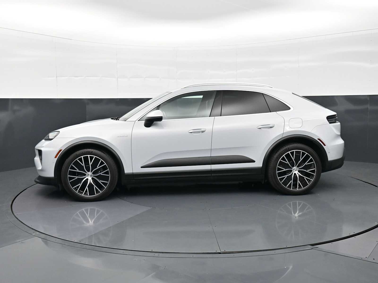 Certified 2024 Porsche Macan Base with VIN WP1AA2XA6RL003651 for sale in Seaside, CA