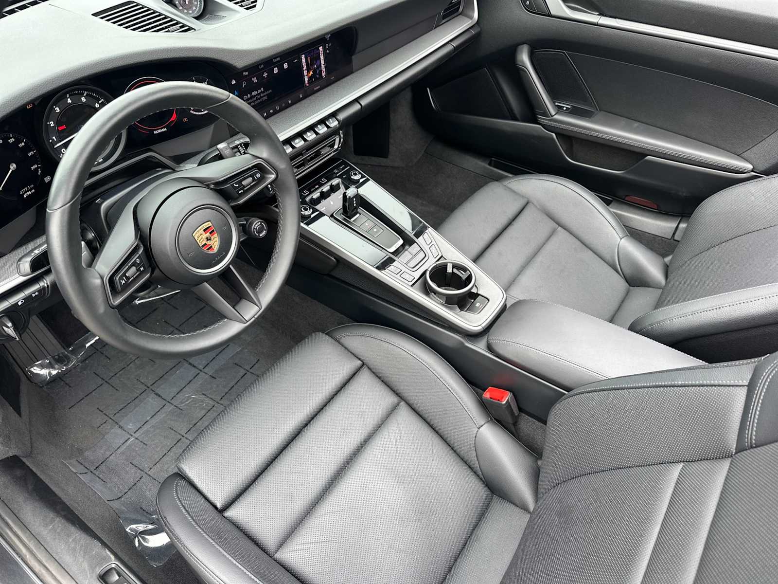 Thumbnail: 2023 Porsche 911 - 4