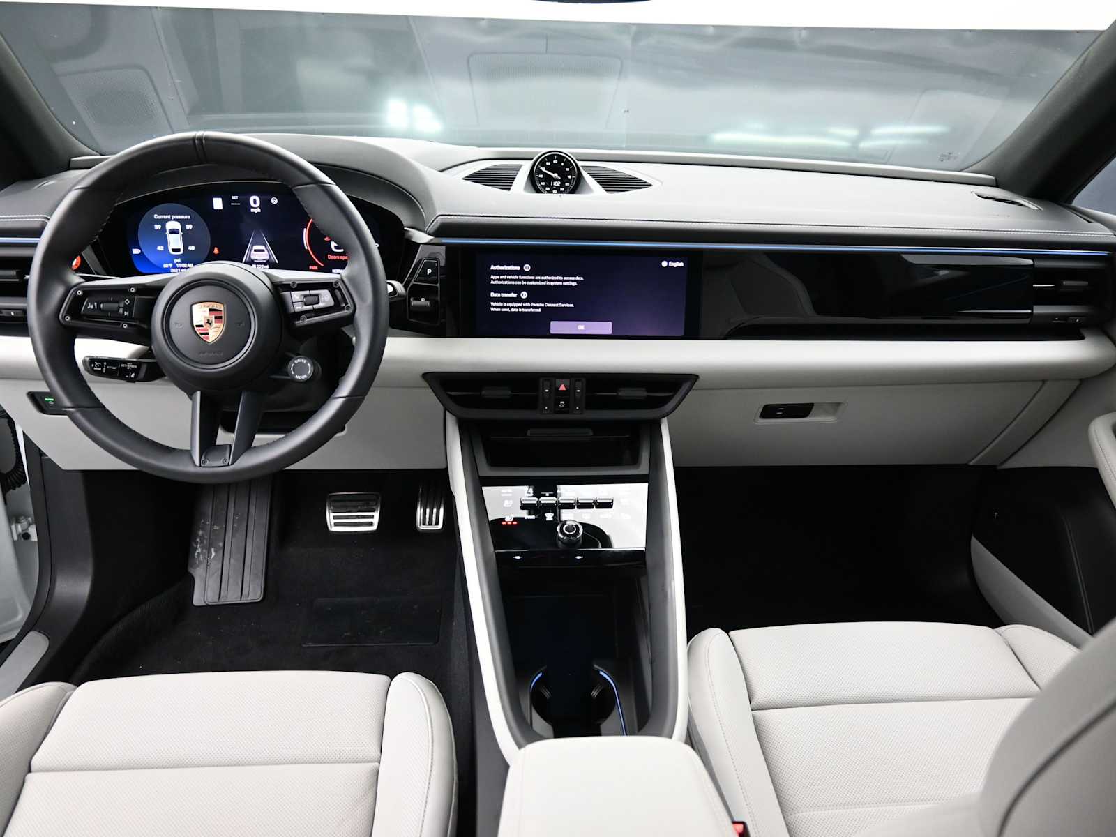 Thumbnail: 2025 Porsche Macan - 6