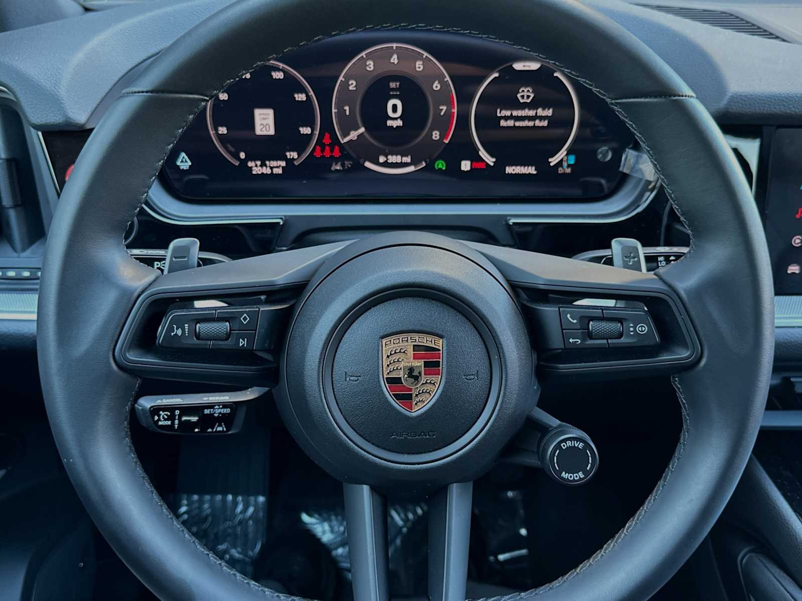 Thumbnail: 2024 Porsche Cayenne - 25