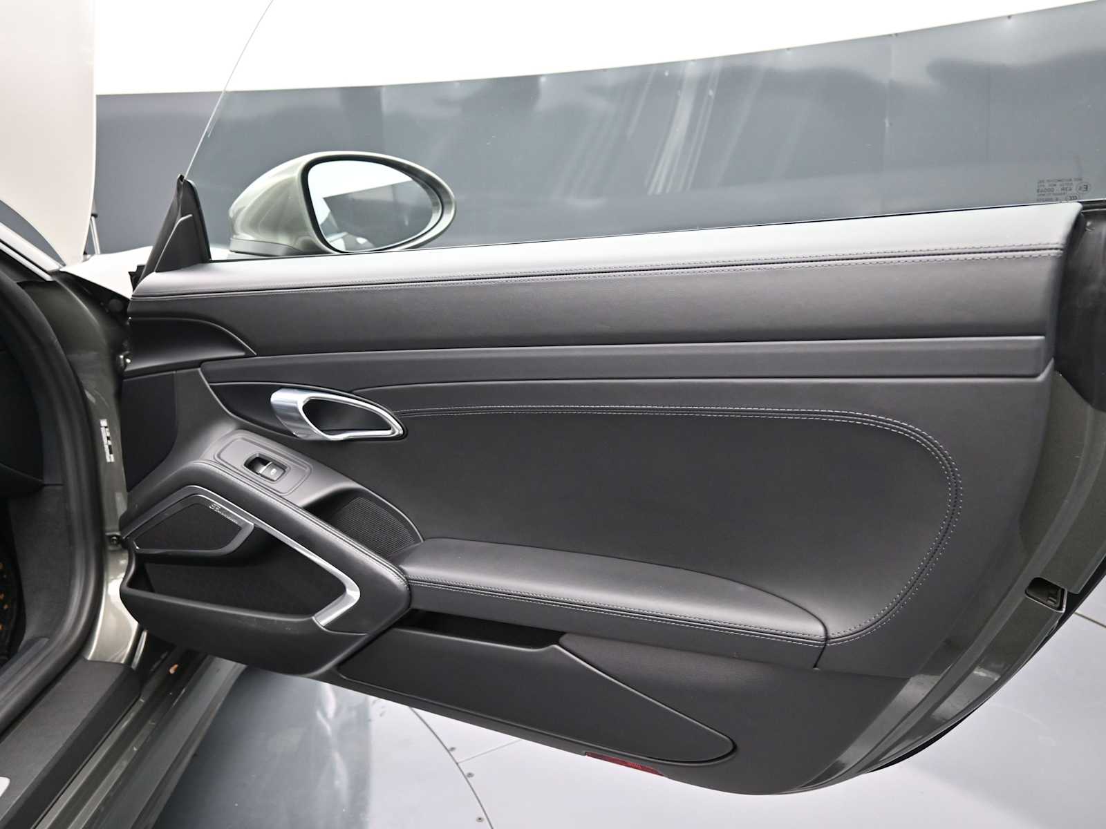 Thumbnail: 2022 Porsche 718 Cayman - 16