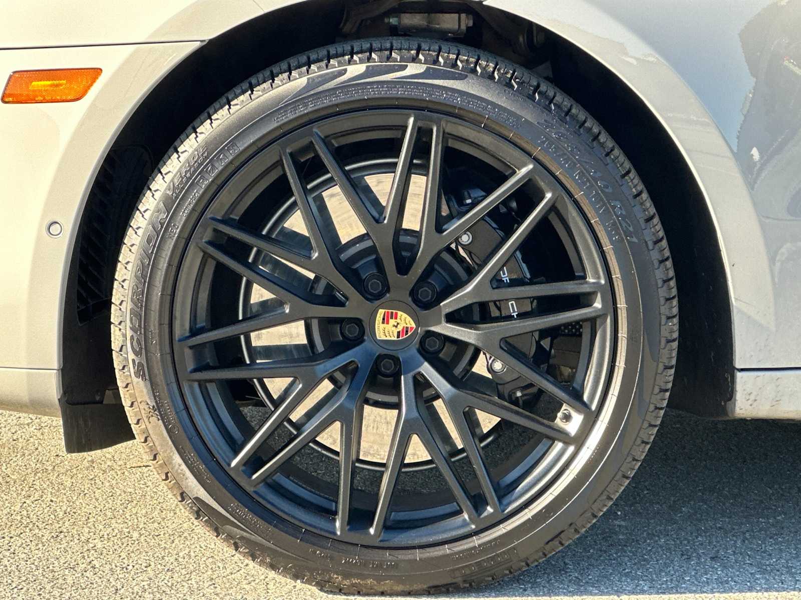 Thumbnail: 2025 Porsche Macan - 28