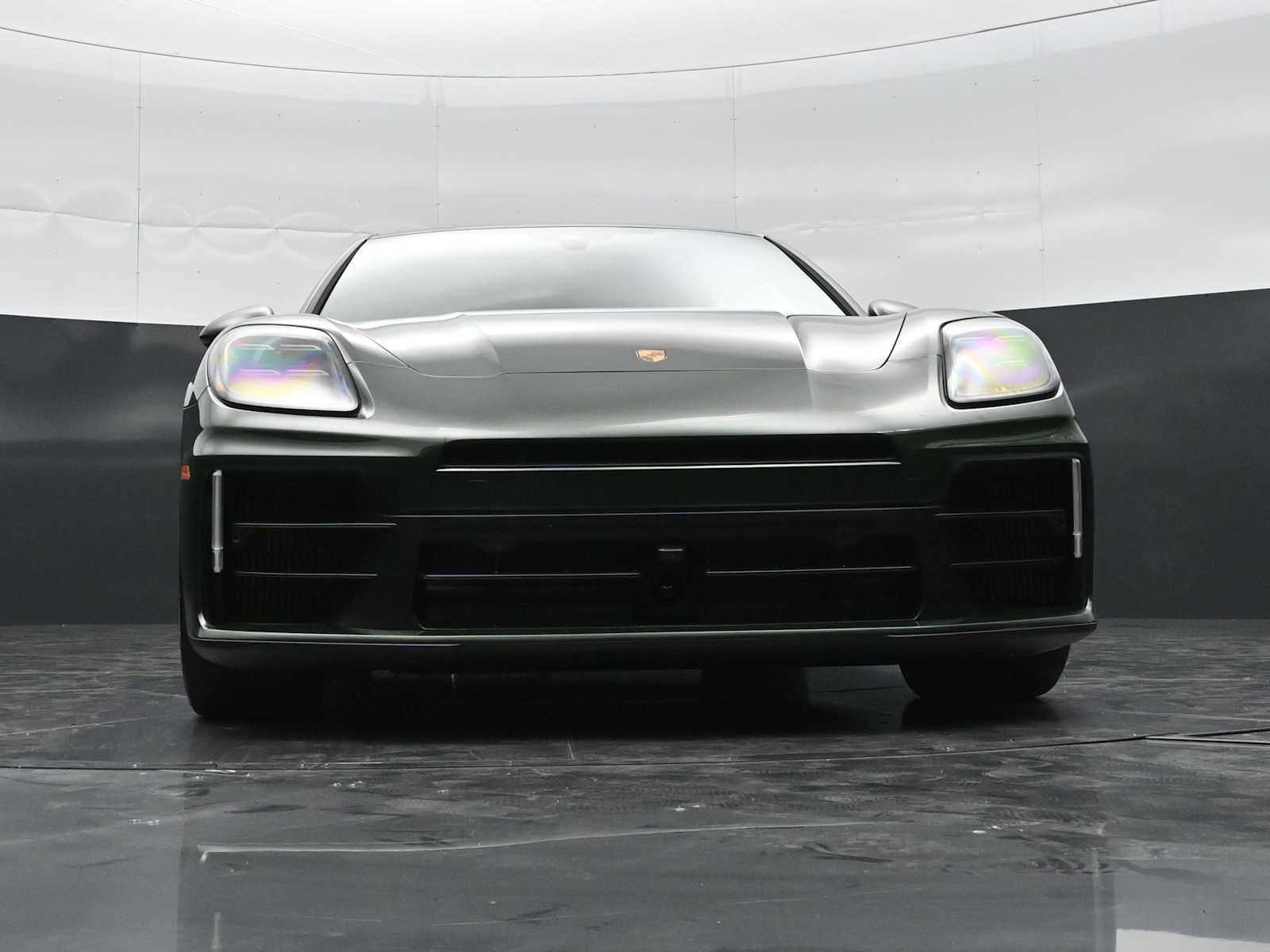 Thumbnail: 2026 Porsche Panamera - 43