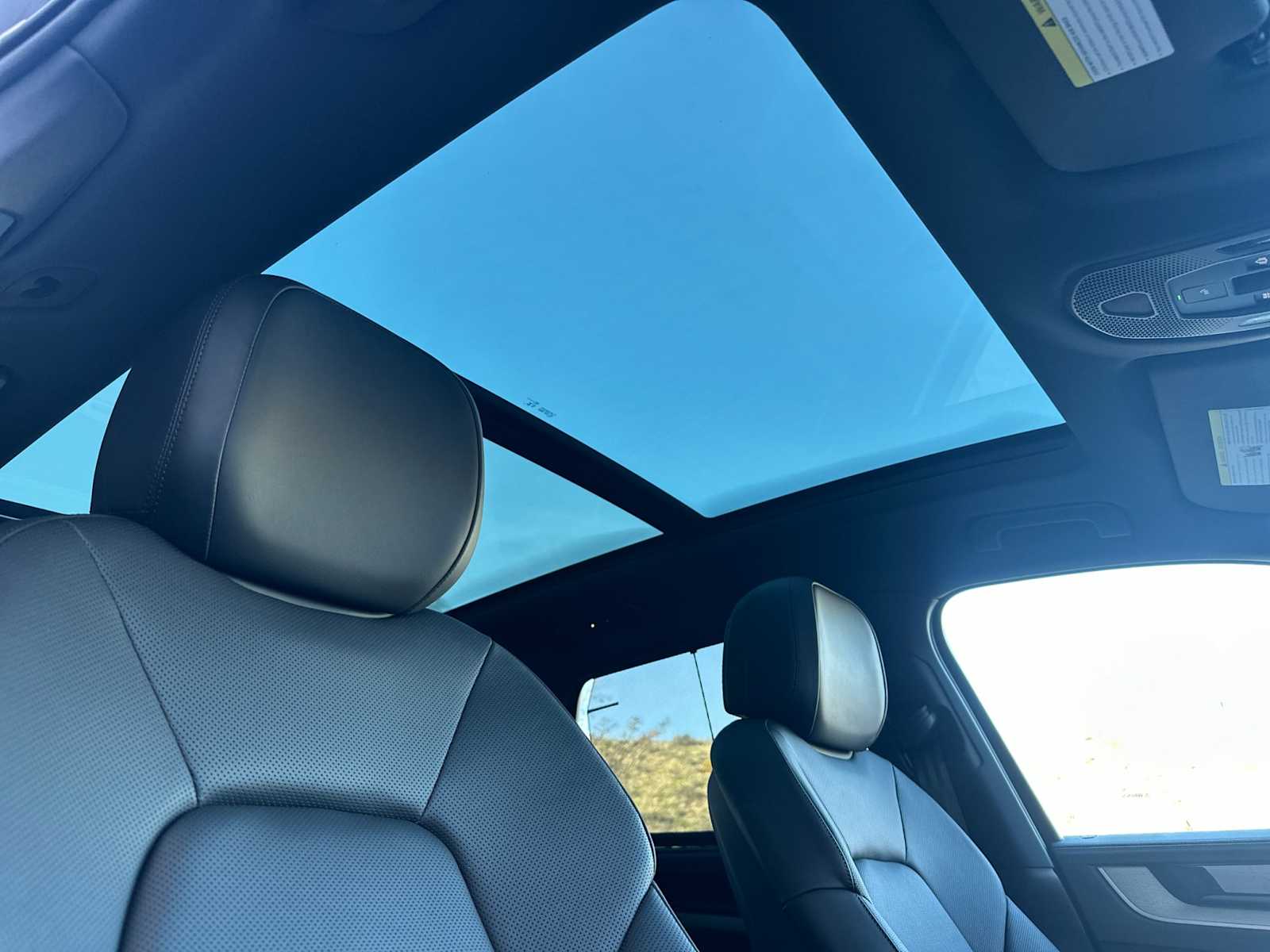 Thumbnail: 2025 Porsche Cayenne - 18