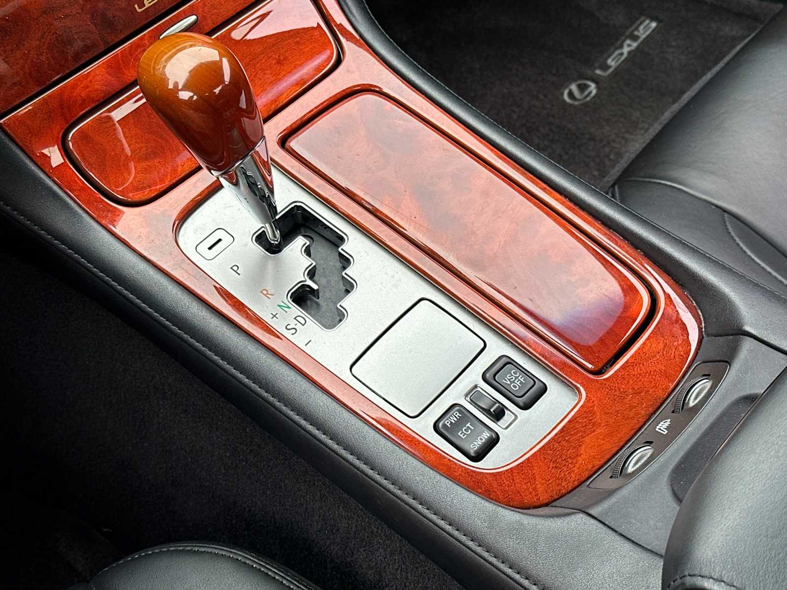 Thumbnail: 2006 Lexus SC - 21