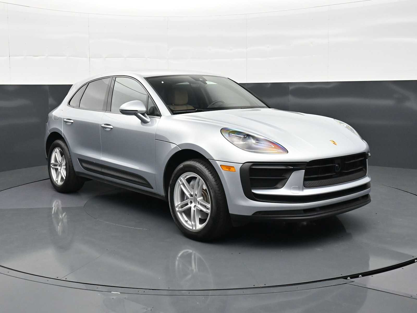 2025 Porsche Macan Base - Photo 26