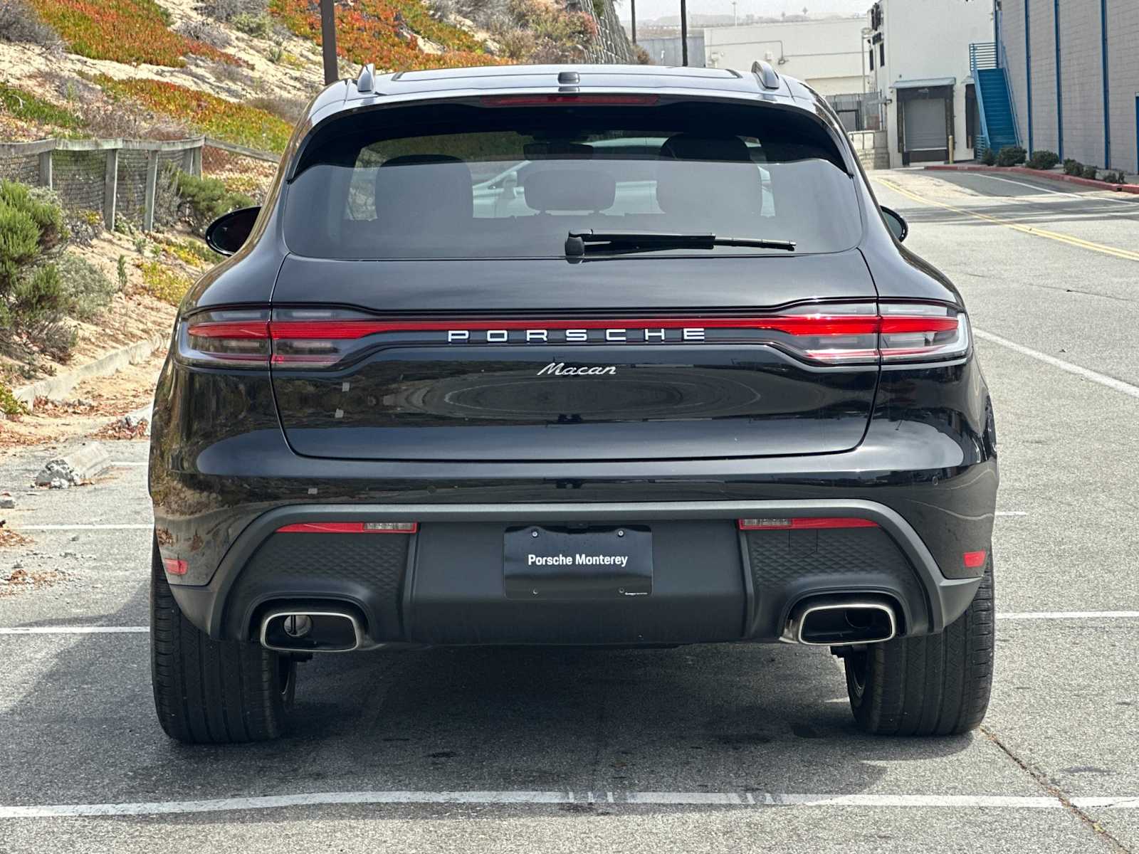Thumbnail: 2025 Porsche Macan - 8