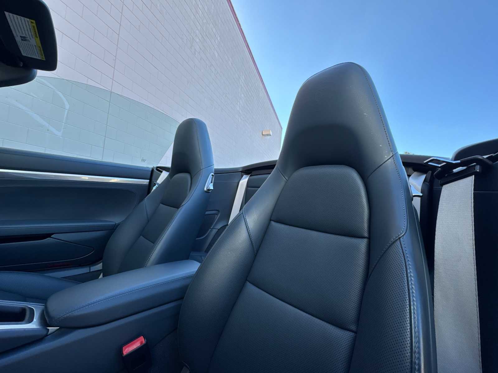 Thumbnail: 2017 Porsche 911 - 5