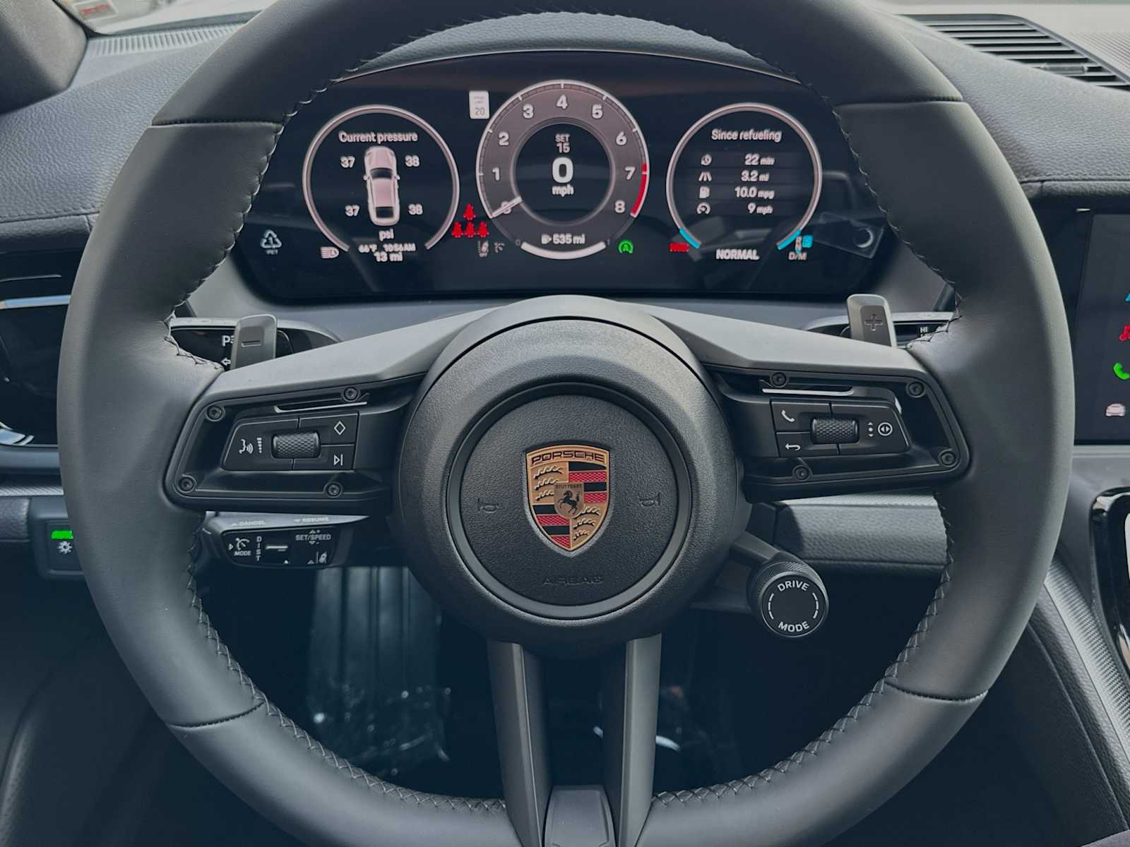 Thumbnail: 2025 Porsche Panamera - 23