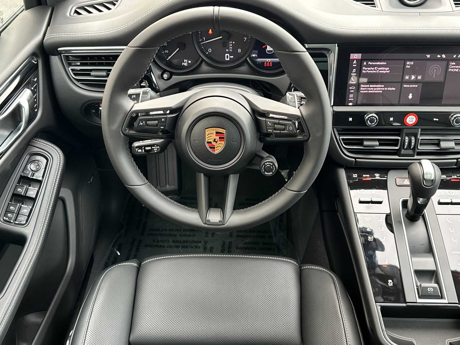 Thumbnail: 2026 Porsche Macan - 15