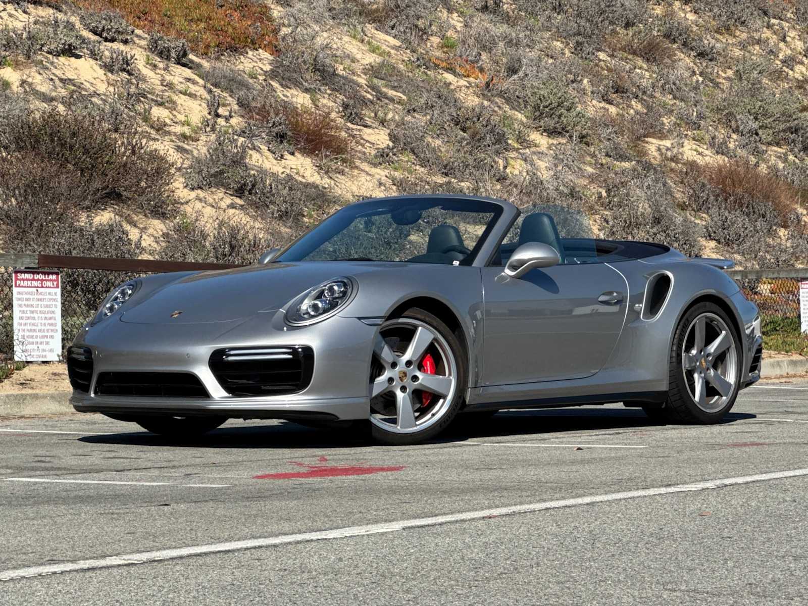 Thumbnail: 2017 Porsche 911 - 3