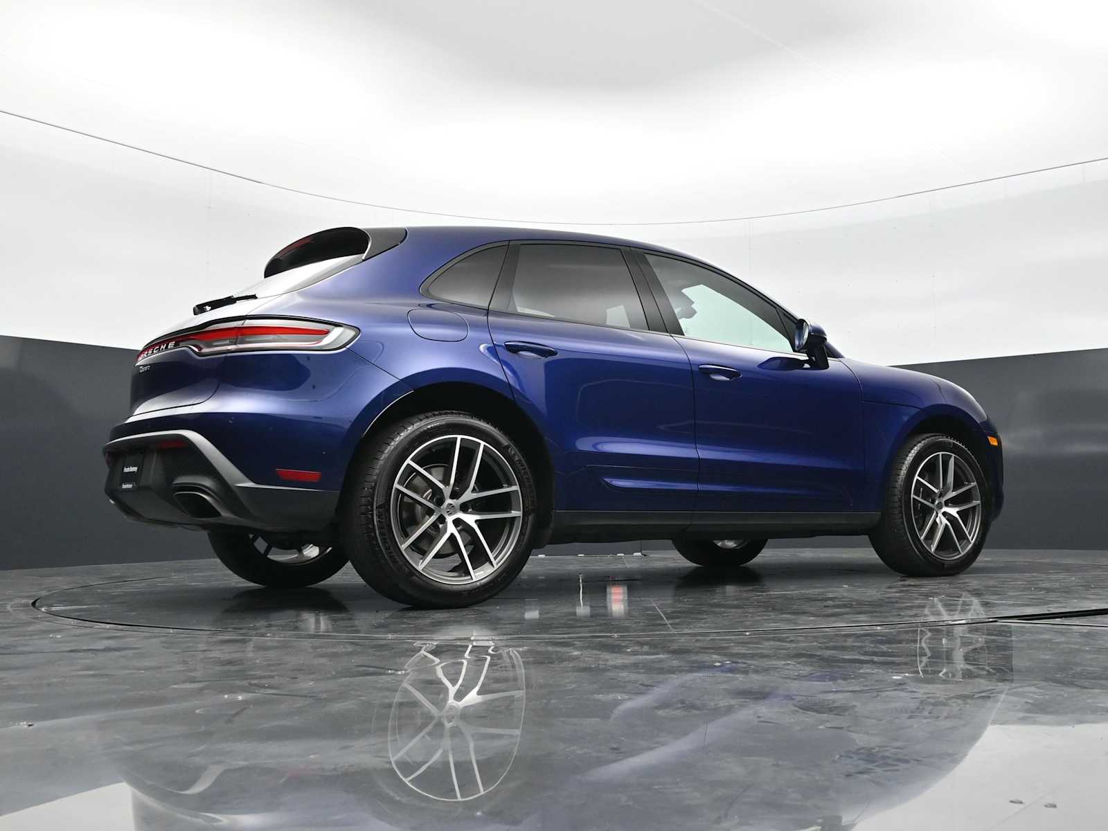 Thumbnail: 2026 Porsche Macan - 38