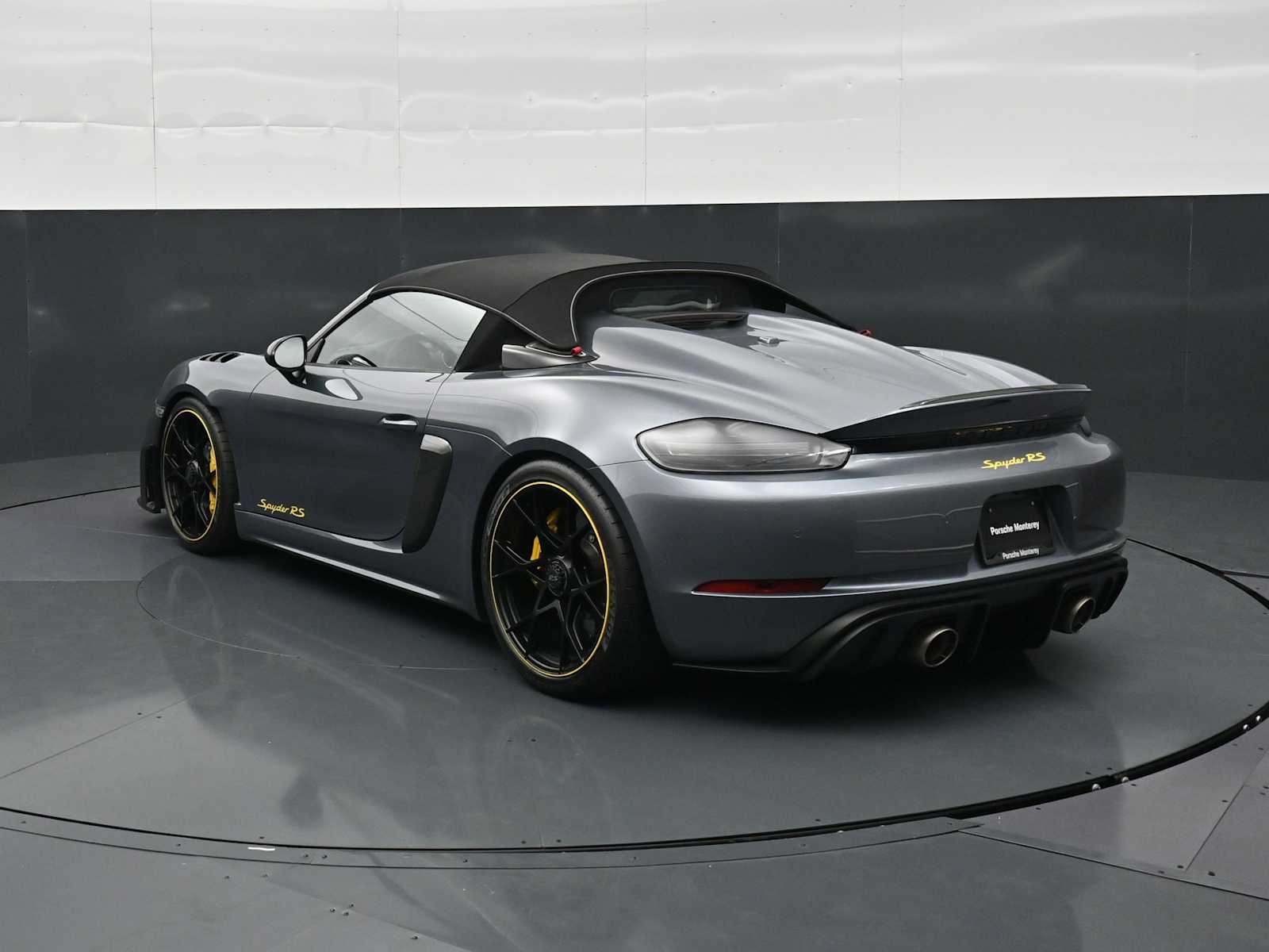 Thumbnail: 2025 Porsche  - 3