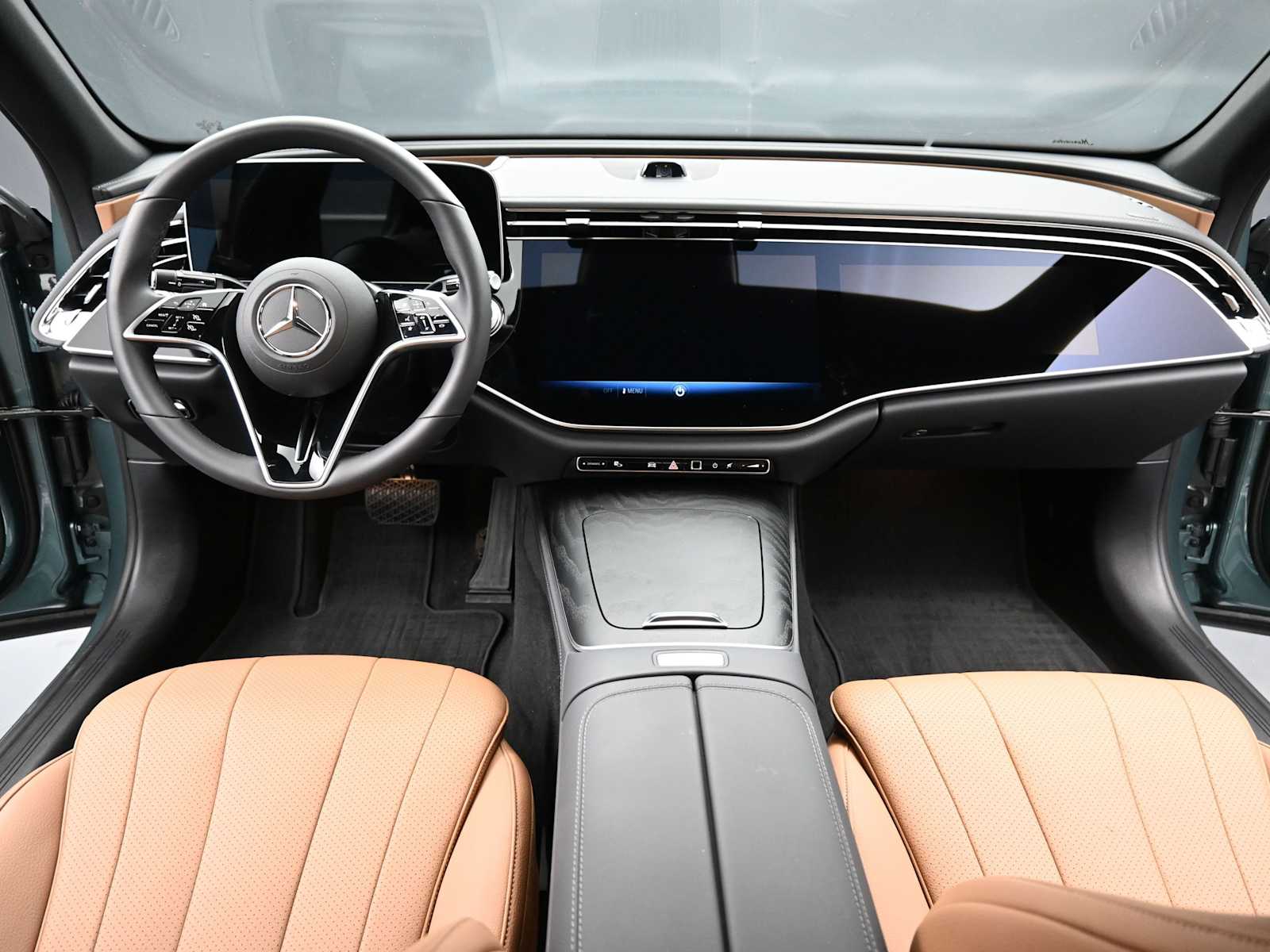 Thumbnail: 2025 Mercedes-Benz E-Class - 7