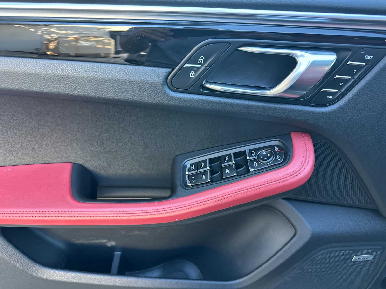 Thumbnail: 2021 Porsche Macan - 12