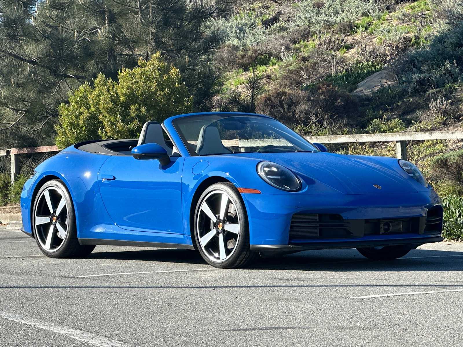 Thumbnail: 2025 Porsche 911 - 10