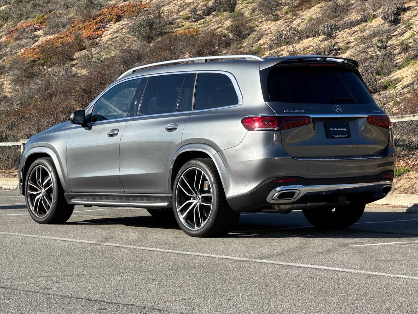 Thumbnail: 2022 Mercedes-Benz GLS - 3