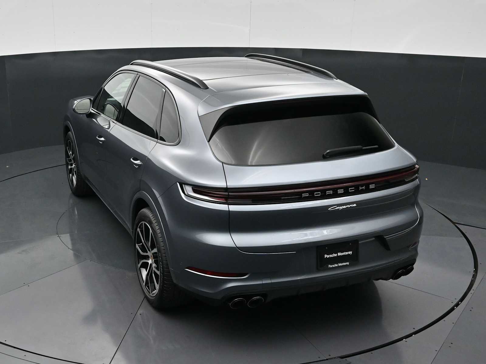 Thumbnail: 2026 Porsche Cayenne - 31
