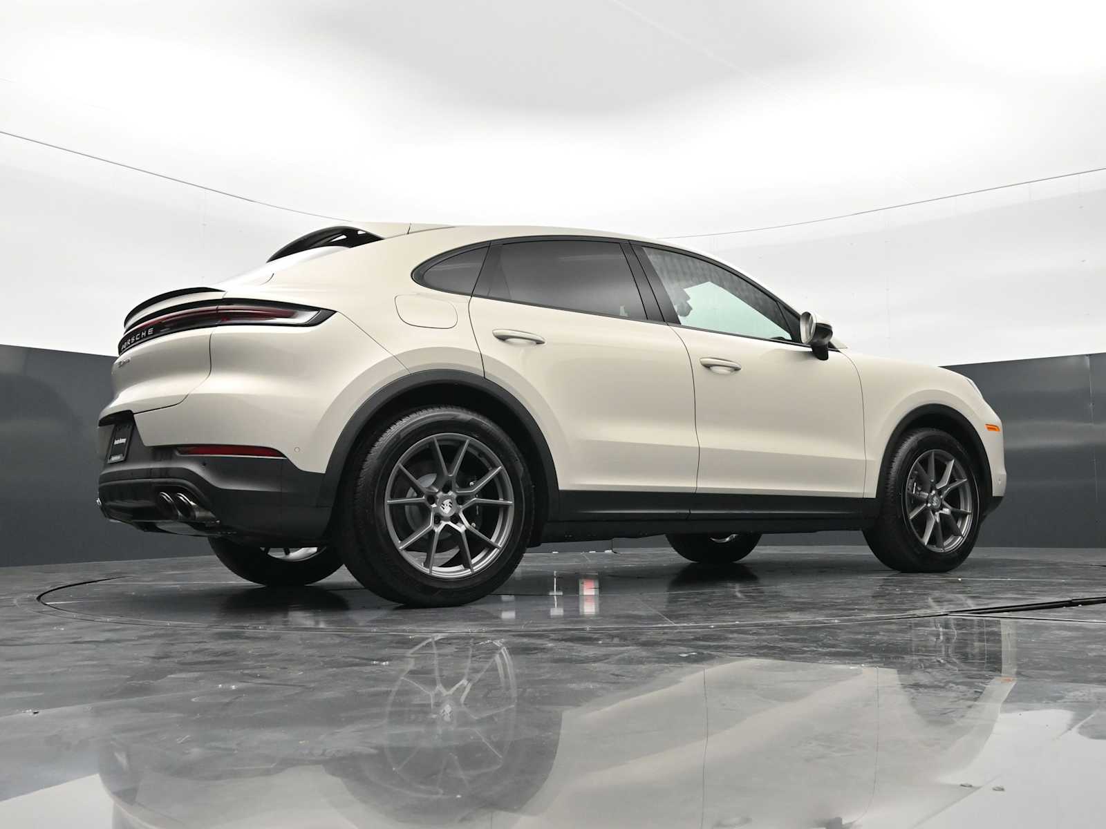 Thumbnail: 2025 Porsche  - 38