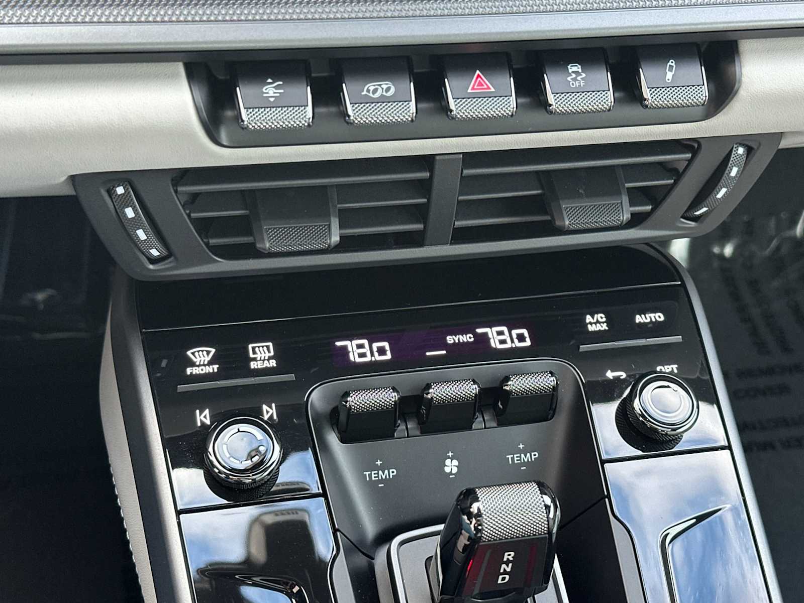 Thumbnail: 2026 Porsche 911 - 22