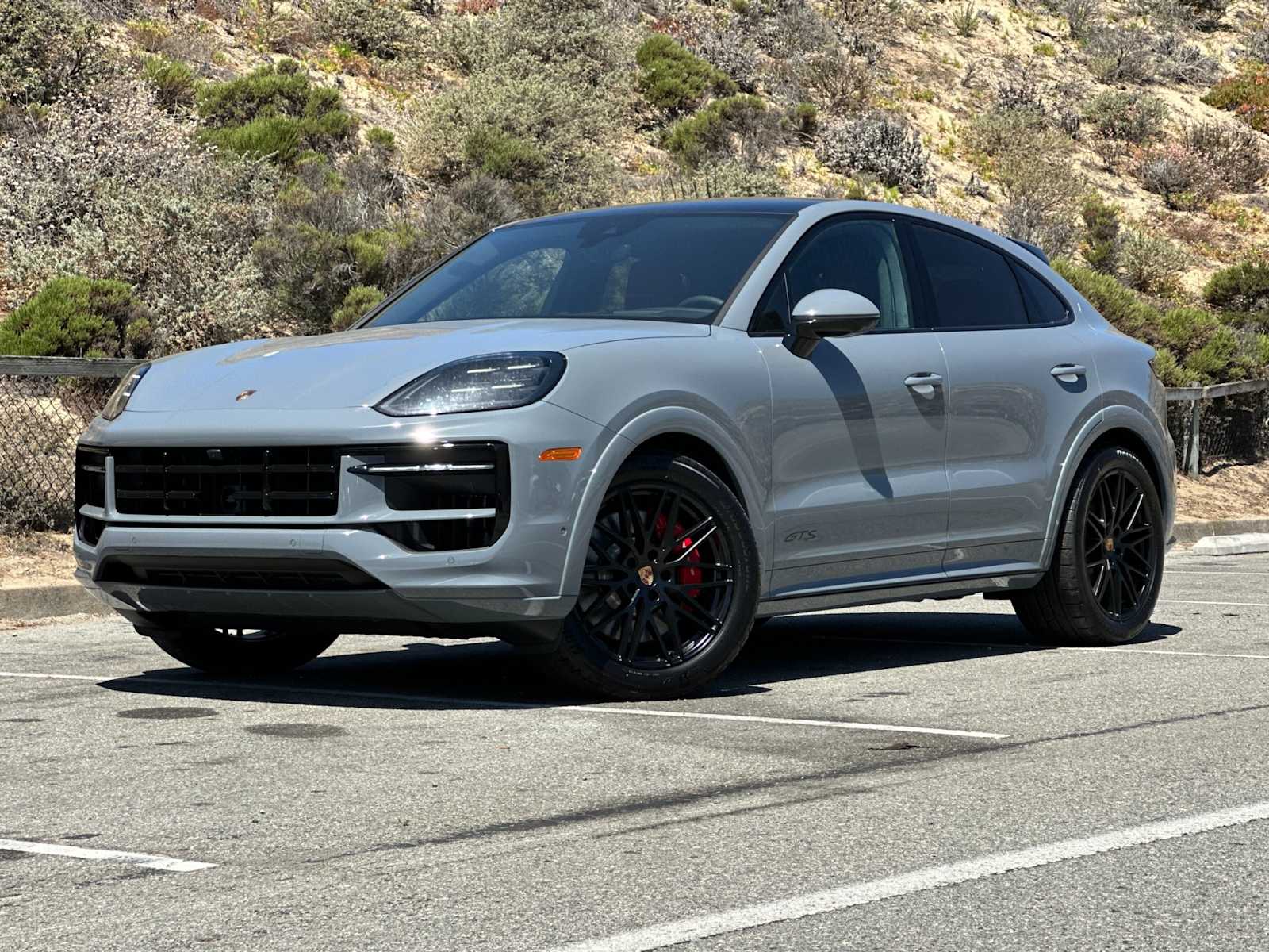 Thumbnail: 2025 Porsche  - 1