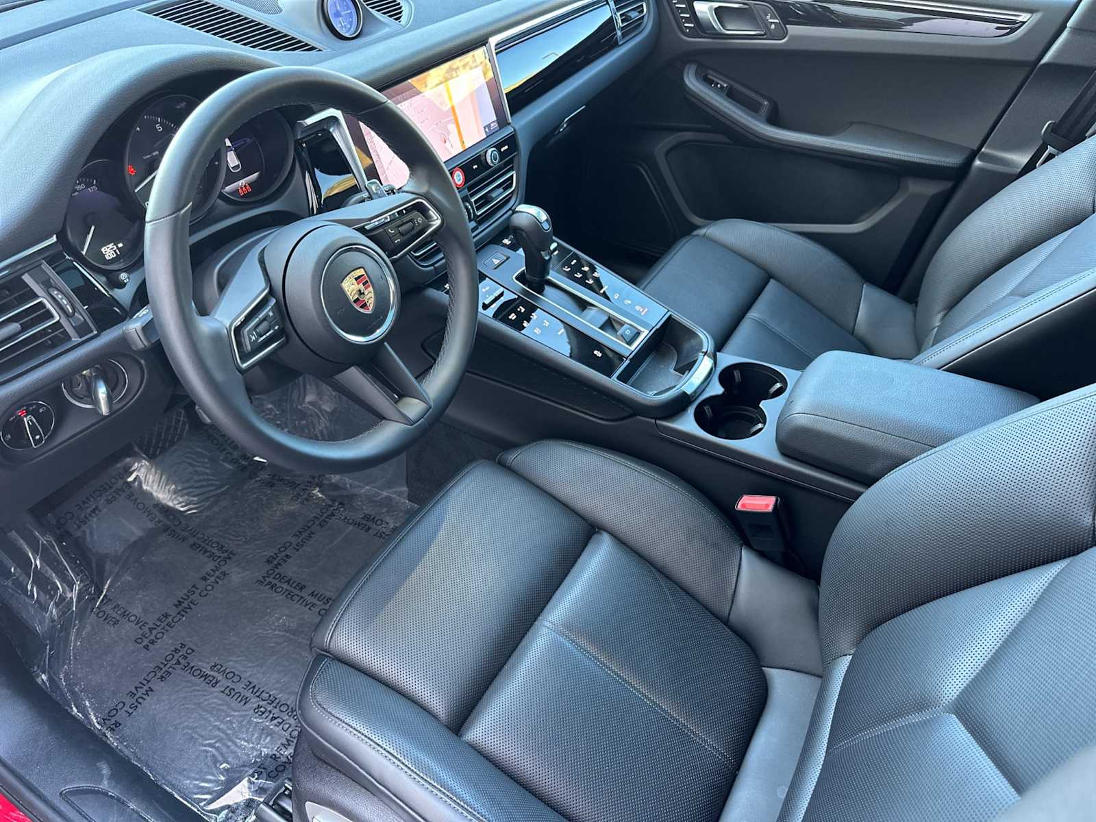 Thumbnail: 2024 Porsche Macan - 4