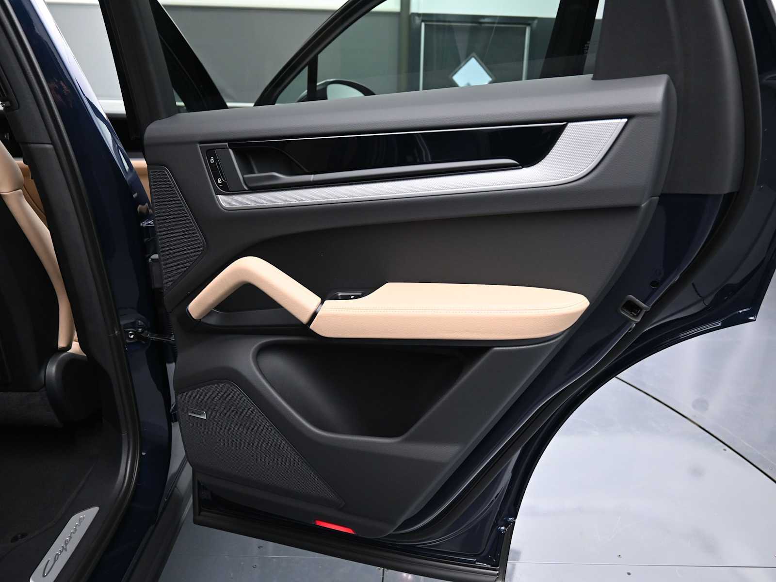 Thumbnail: 2026 Porsche Cayenne - 23