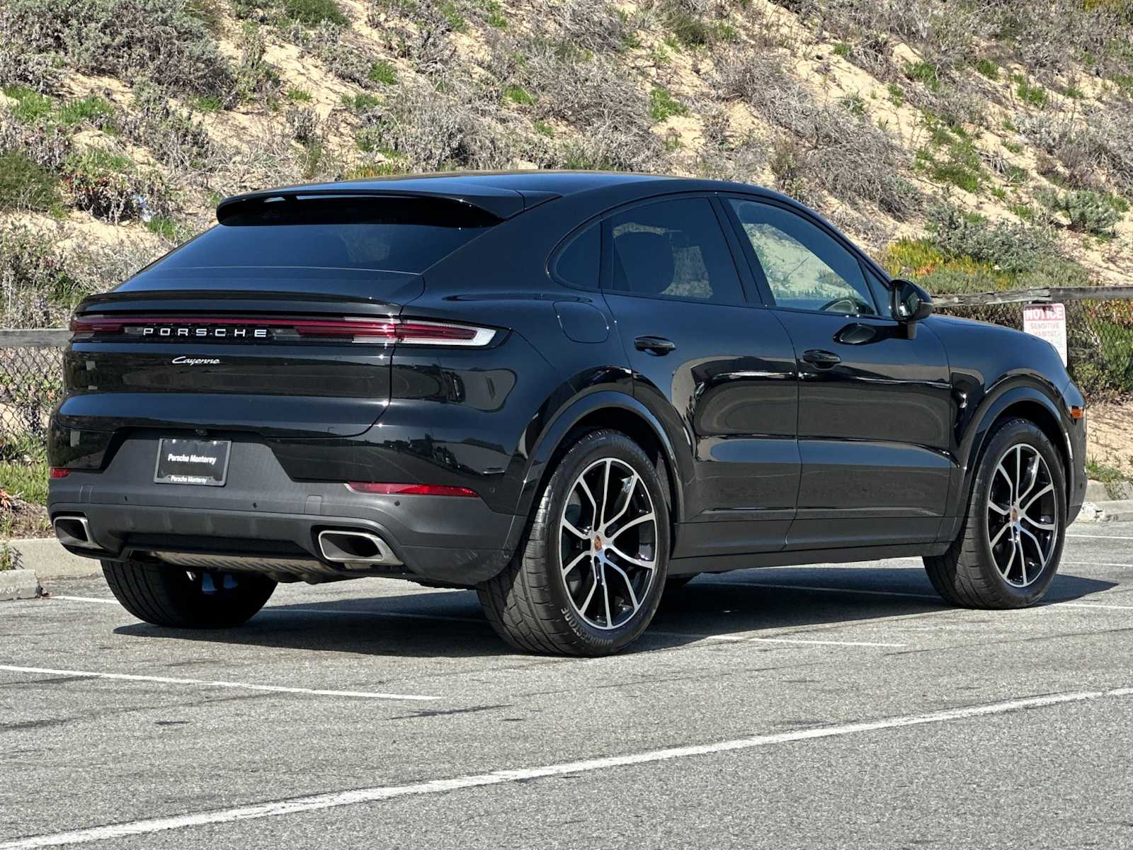 Thumbnail: 2025 Porsche  - 7