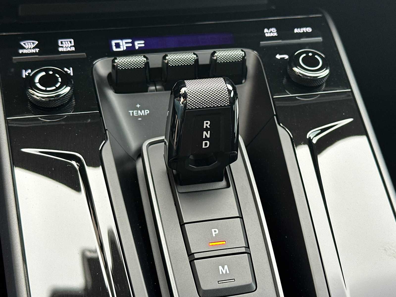 Thumbnail: 2026 Porsche 911 - 25