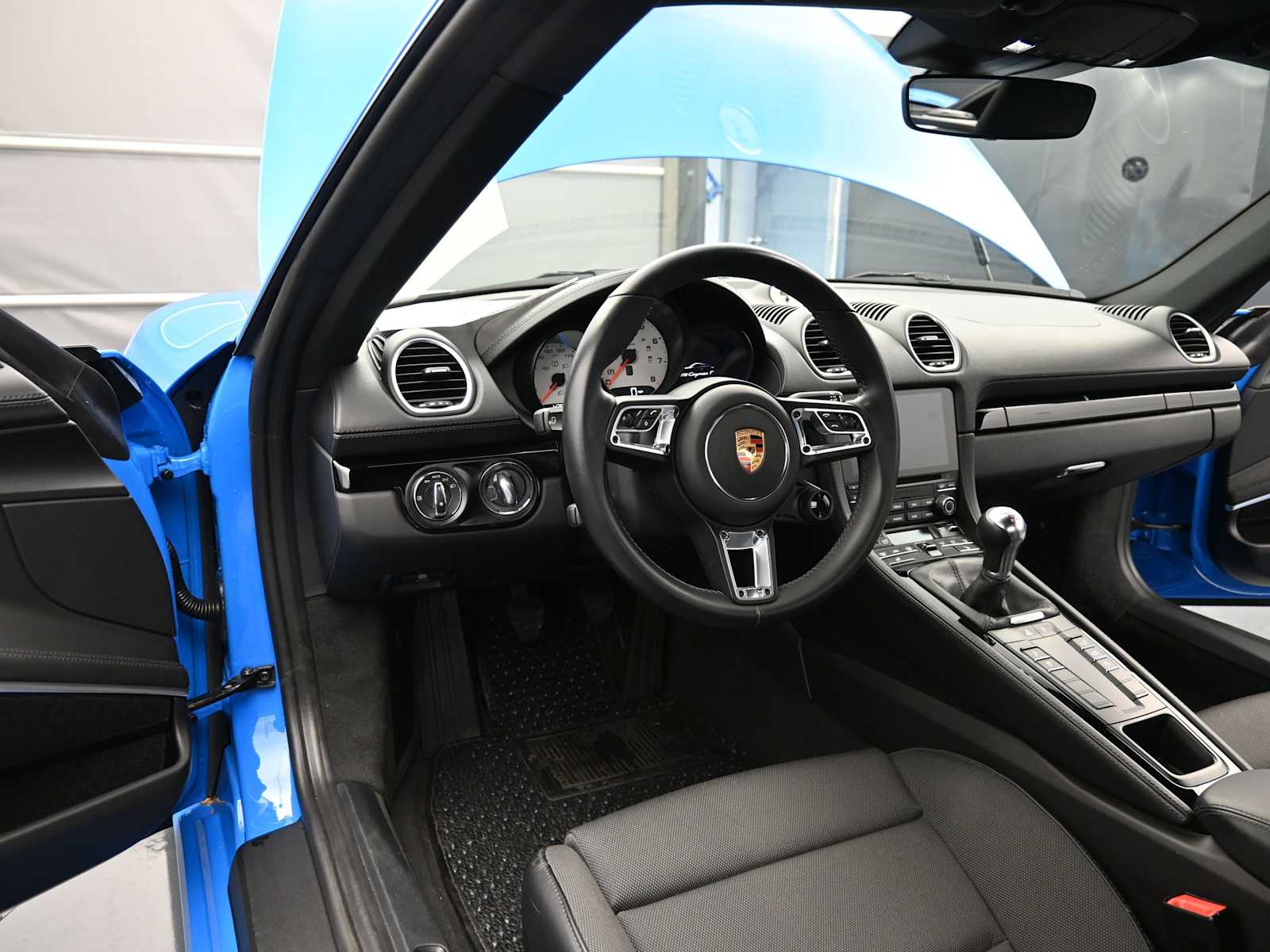 Thumbnail: 2022 Porsche 718 Cayman - 6