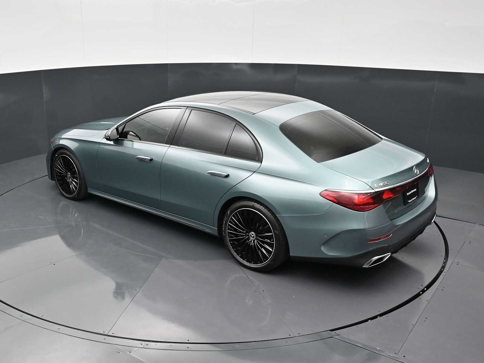 Thumbnail: 2025 Mercedes-Benz E-Class - 34