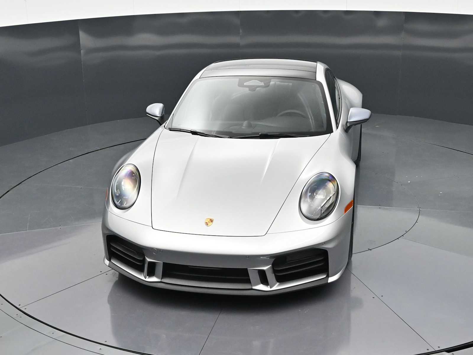Thumbnail: 2026 Porsche 911 - 39