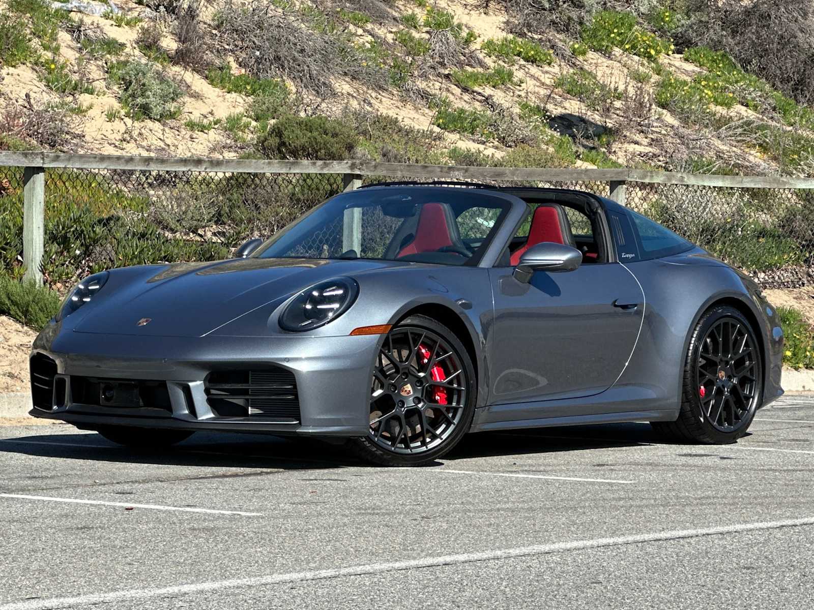 Thumbnail: 2026 Porsche 911 - 1