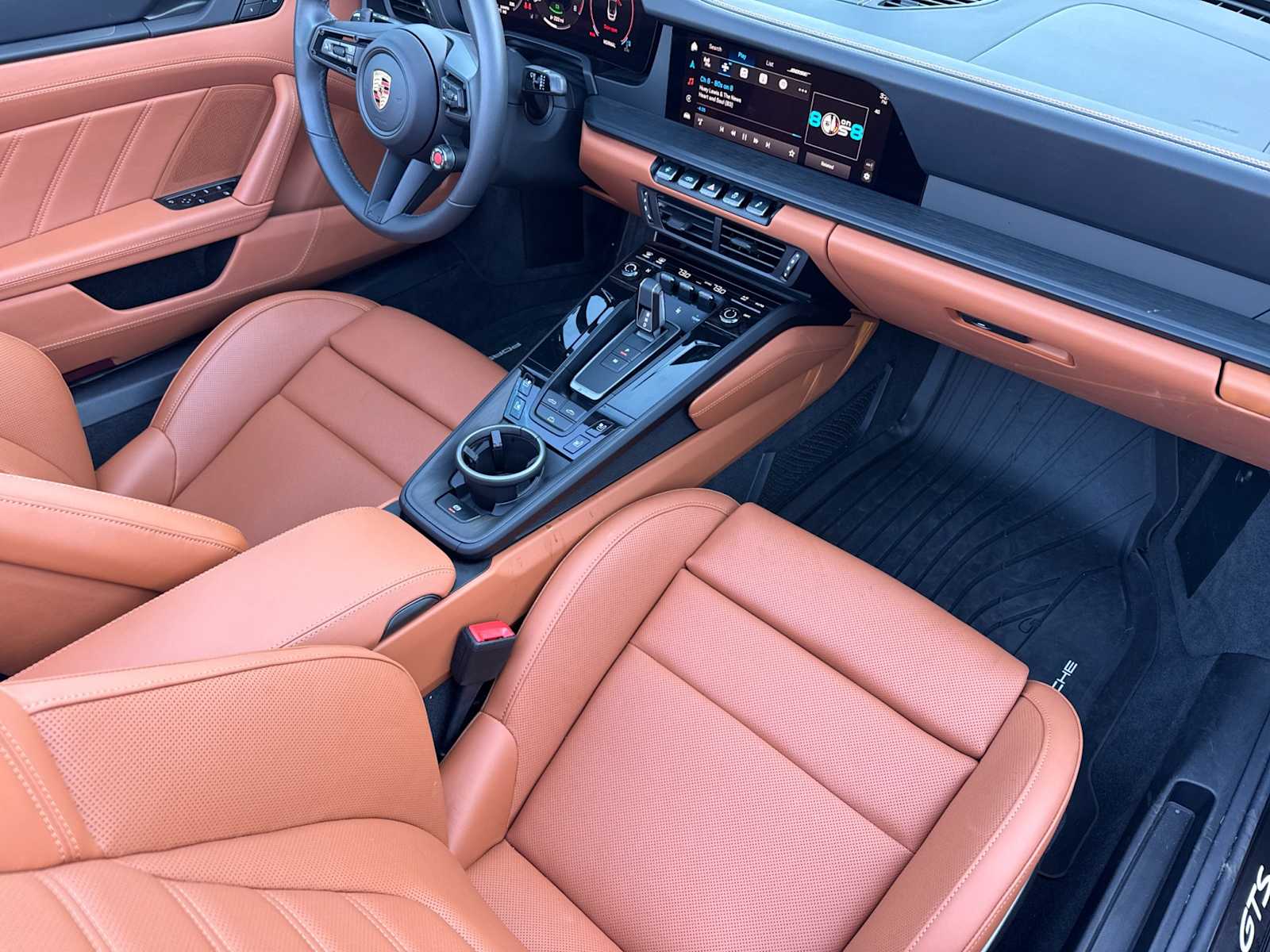 Thumbnail: 2025 Porsche 911 - 19