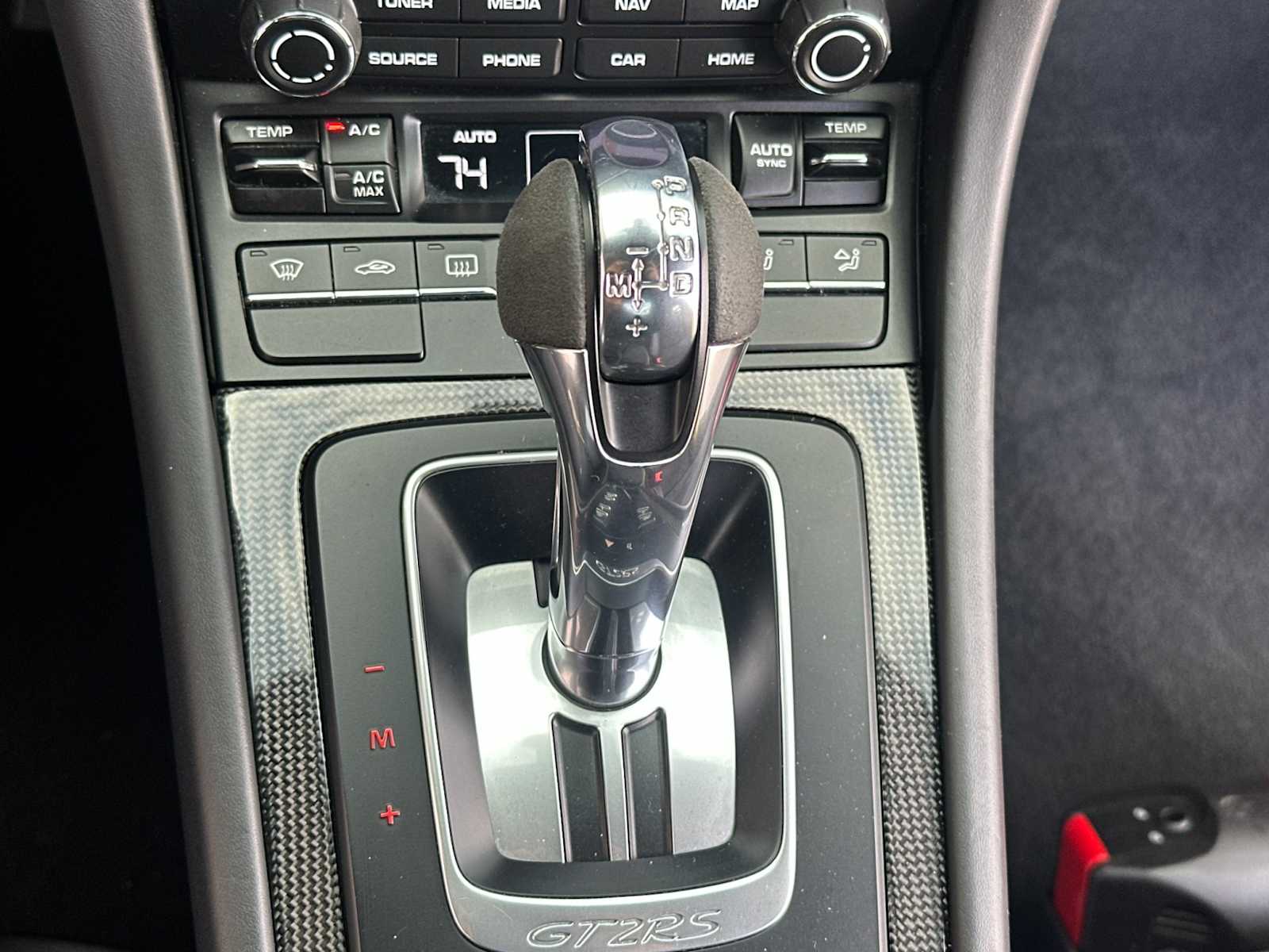 Thumbnail: 2019 Porsche 911 - 21