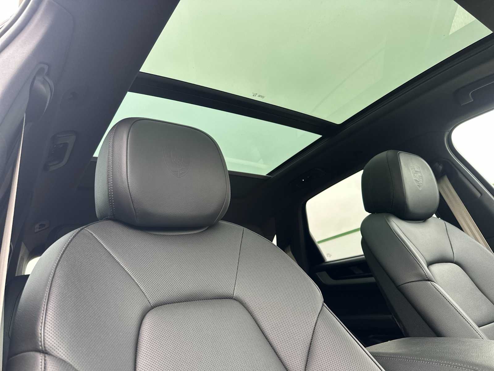 Thumbnail: 2025 Porsche Cayenne - 17