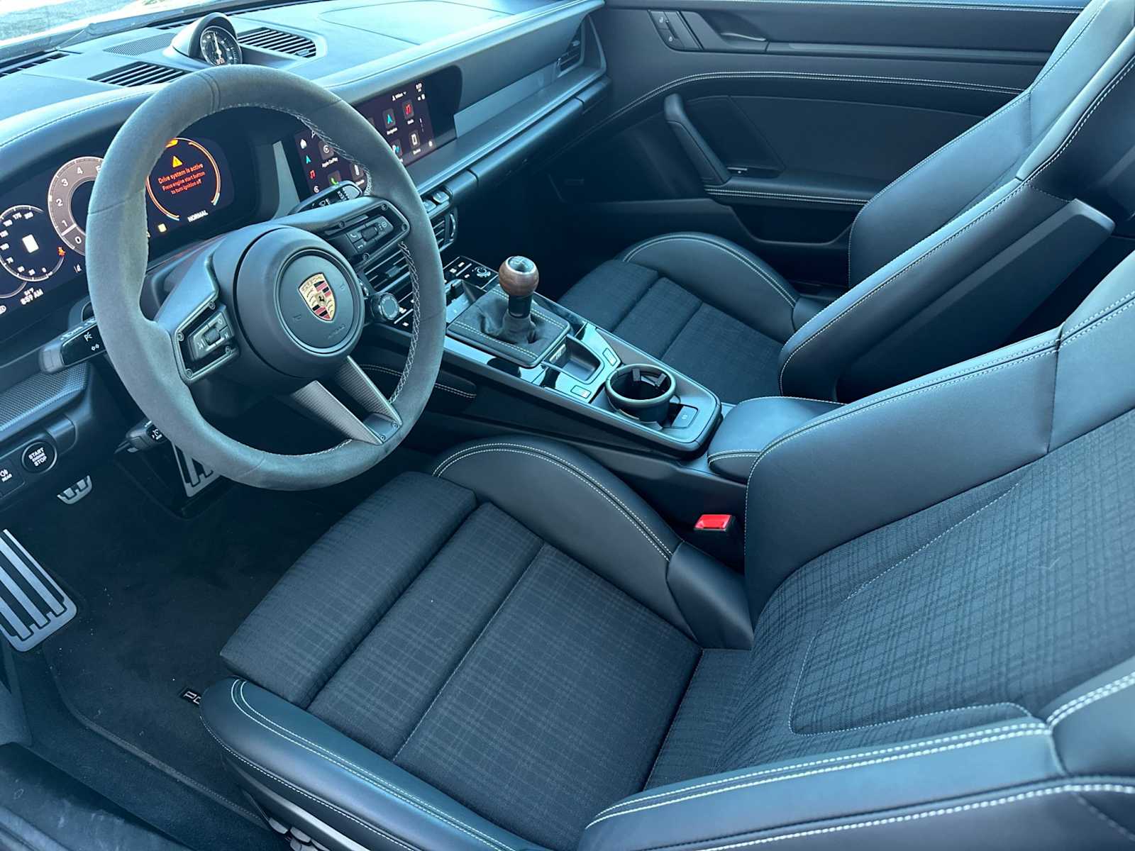 Thumbnail: 2025 Porsche 911 - 4