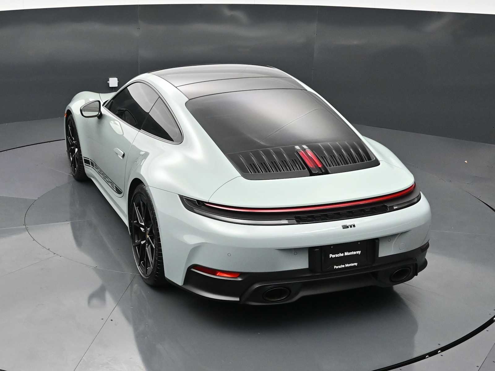 Thumbnail: 2025 Porsche 911 - 28