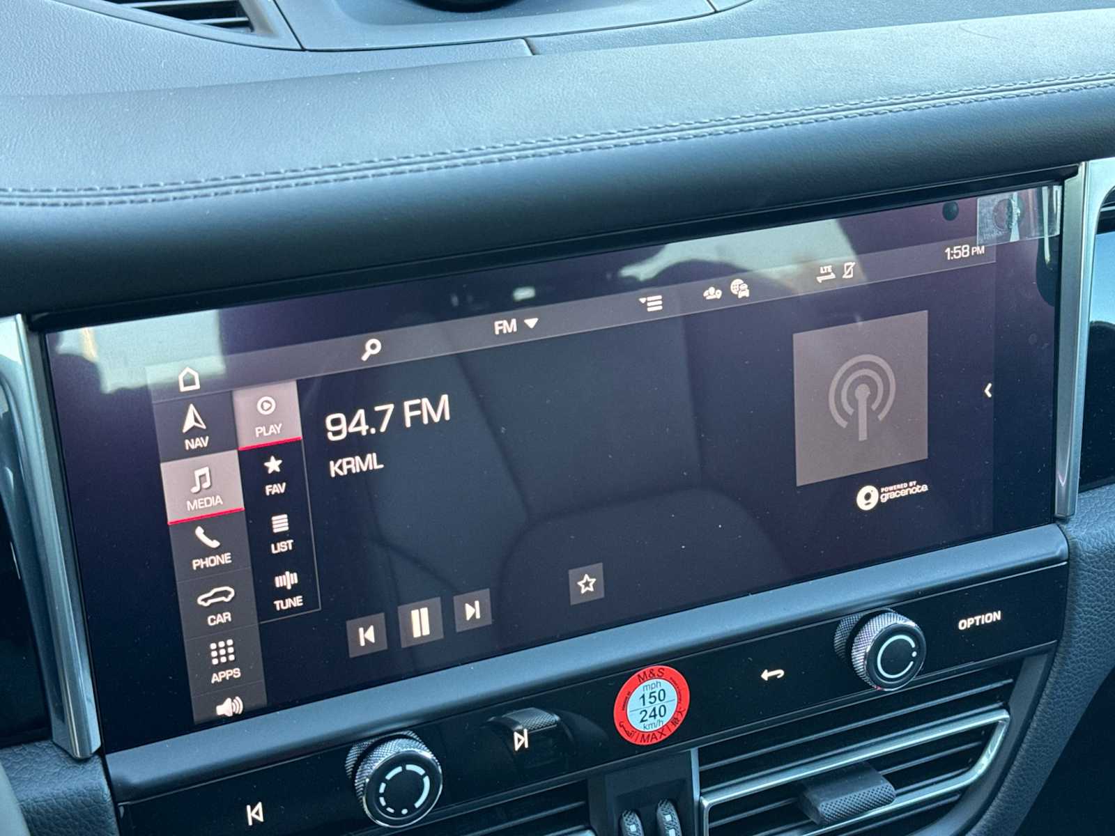 Thumbnail: 2026 Porsche Macan - 19